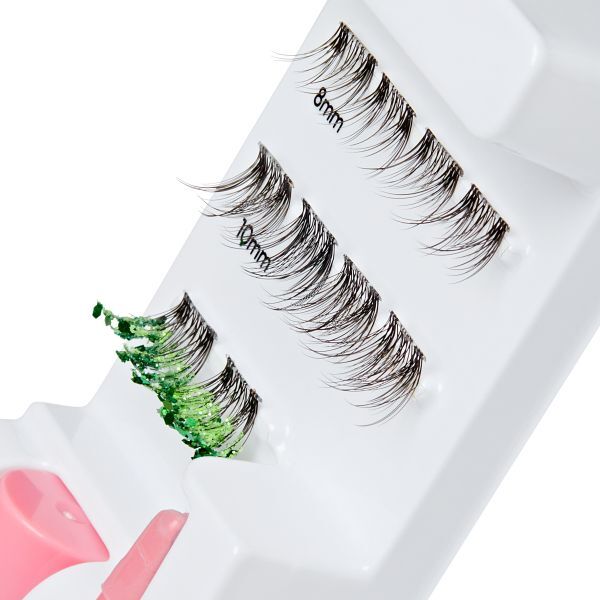 Wicked x Kiss Falscara Cluster Lashes -  Love Without Limits