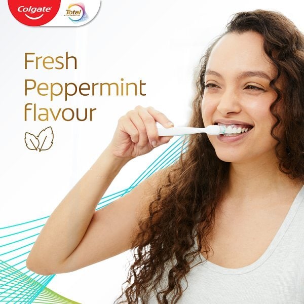 Colgate Total Fresh Mint Toothpaste 125ml