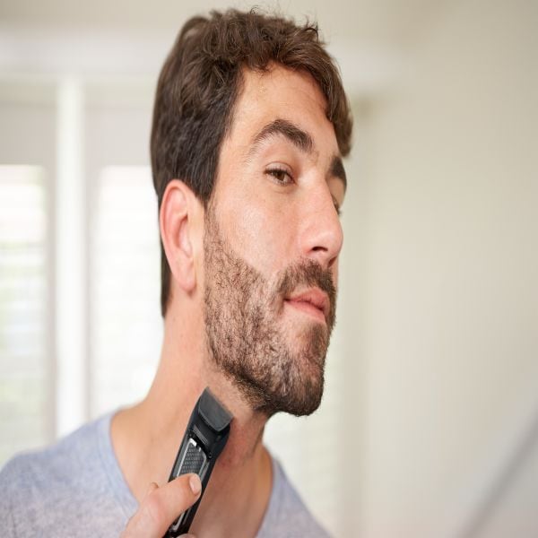 Philips Multigroom Series 3000 8-In-1 Face And Hair