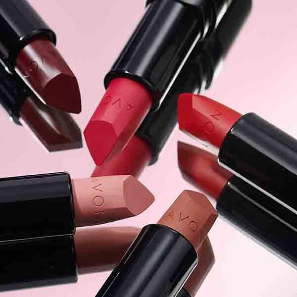 Avon Ultra Matte Lipstick Truest Red