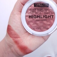 Revolution Relove Super Highlight Raspberry