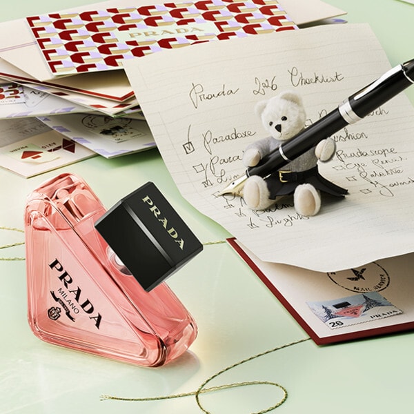 Prada Paradoxe Eau de Parfum Mini Gift Set 10ml & 7ml