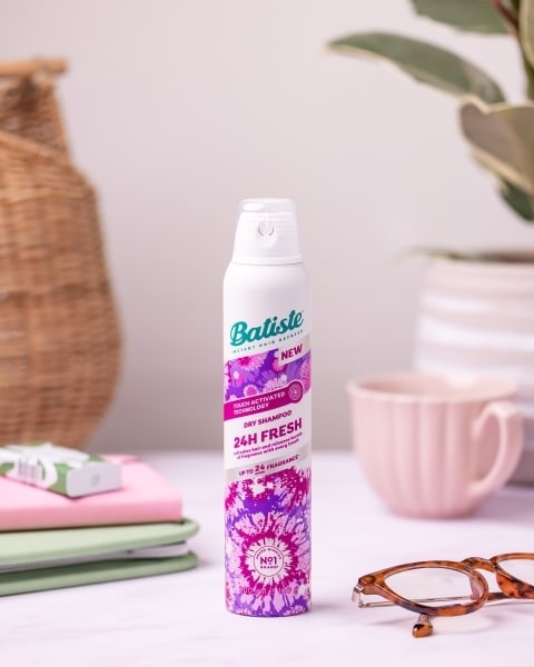 Batiste 24H Fresh Dry Shampoo Touch Activated Technology