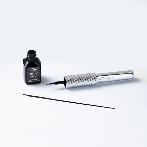 L'Oreal Paris Metal Signature Eyeliner 12 Platinum Metal