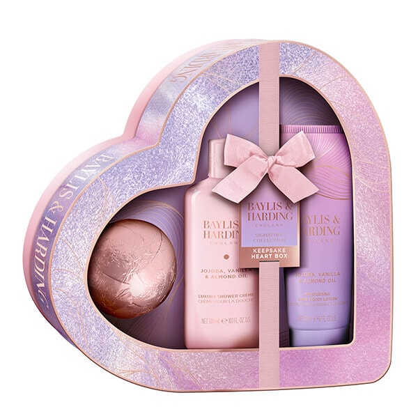 Baylis & Harding Jojoba, Vanilla & Almond Oil Heart Gift Set