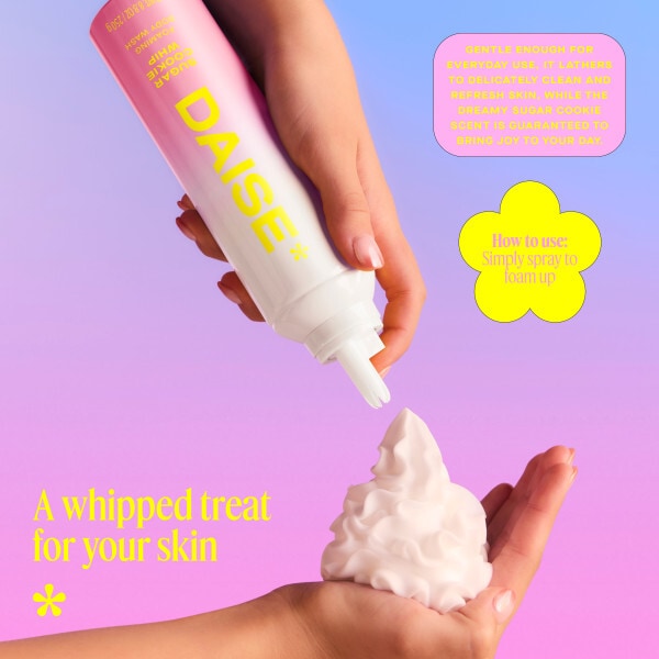 DAISE Foaming Body Wash in Sugar Cookie, 265 ml