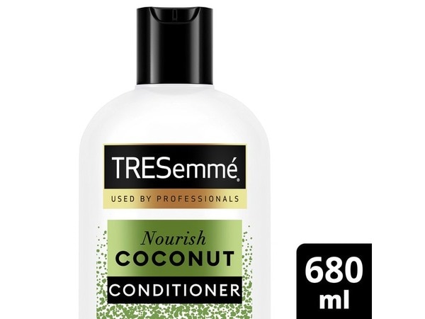 TRESemmé Nourish Coconut Conditioner 680ml