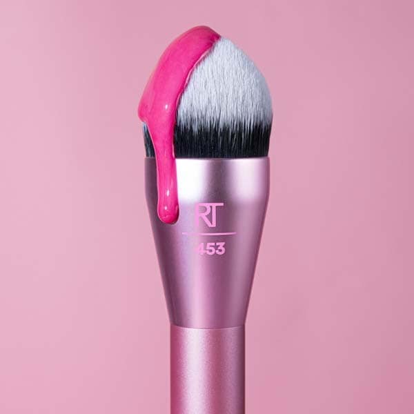 REAL TECHNIQUES PIGMENT BLUSH BRUSH