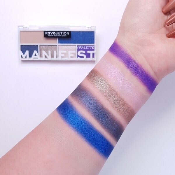 Revolution Relove Colour Play Manifest Shadow Palette