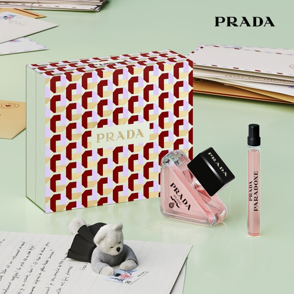 Prada Paradoxe Eau de Parfum 50ml Gift Set