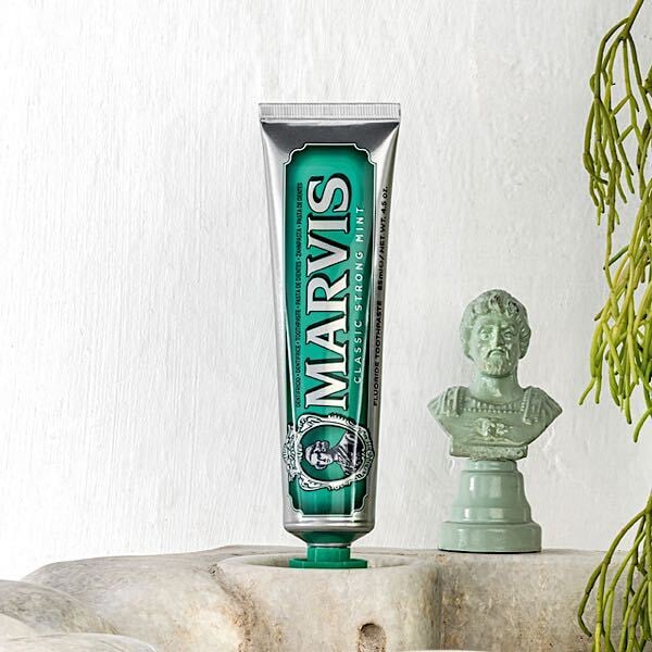 Marvis Classic Strong Mint Toothpaste 85Ml