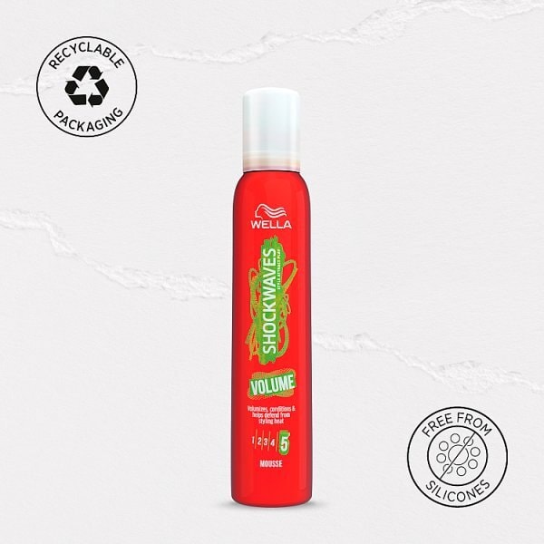 Wella Shockwaves Volume Mousse, 200 ml