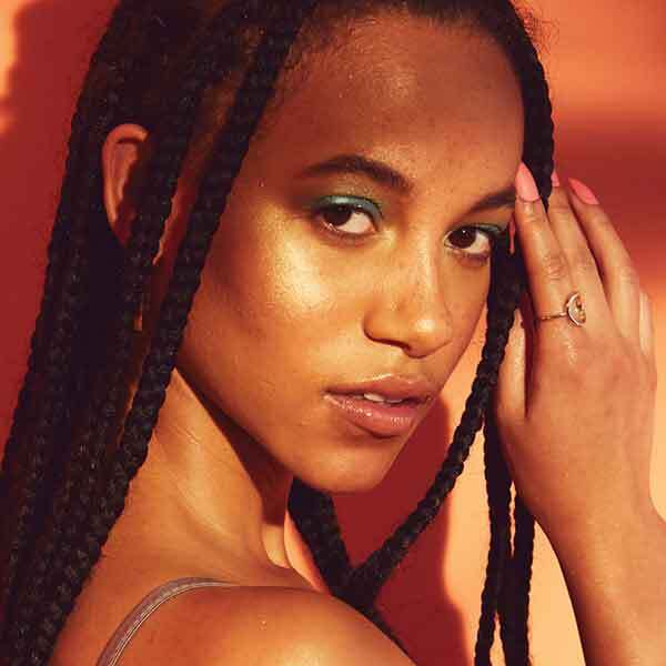 MUA Glow X MUA Light Lustre Liquid Highlighter Drops Marvel