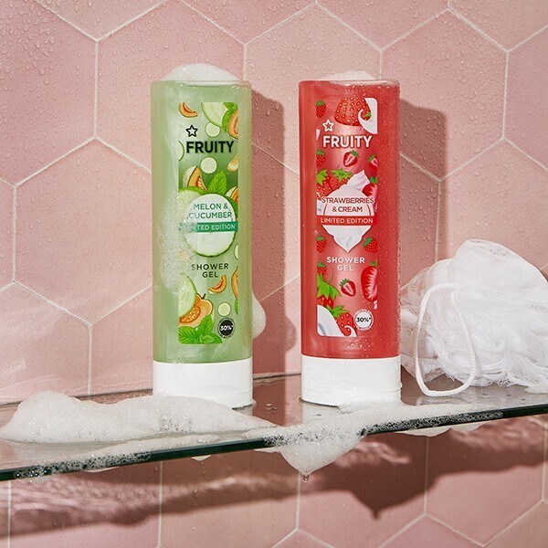 Superdrug Fruity Strawberry & Cream 250ml