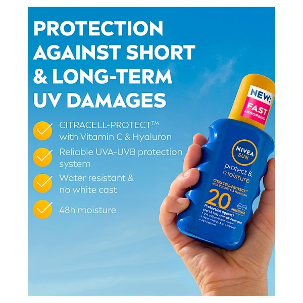 NIVEA SUN Sun Cream Spray Protect & Moisture SPF20 200ml