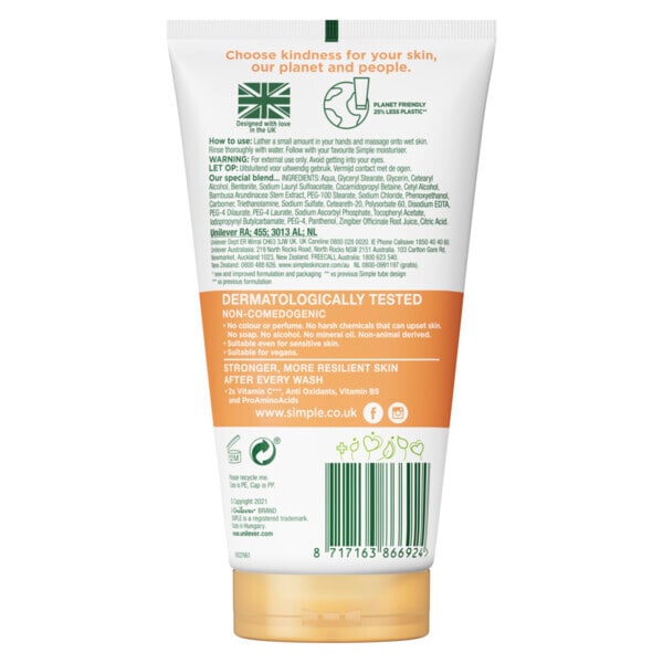 Simple Protect 'N' Glow Express Glow Clay Polish Cleanser 150Ml