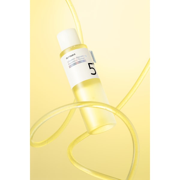 Numbuzin No.5 Vitamin Boosting Essence Toner 200Ml