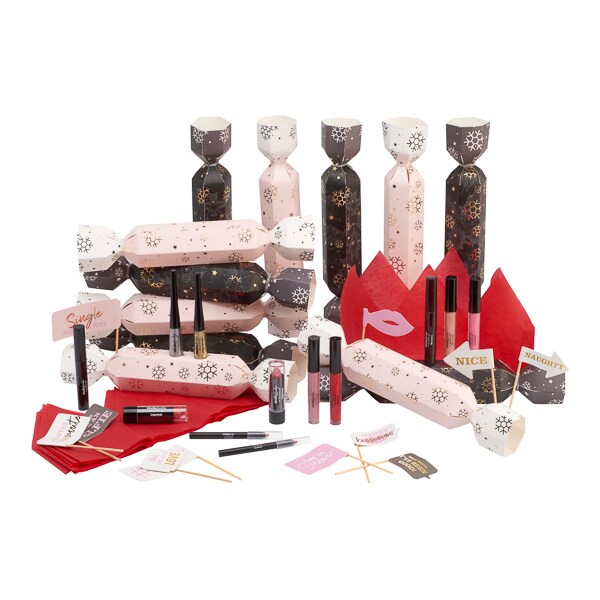 Superdrug Studio London Beauty Crackers X12