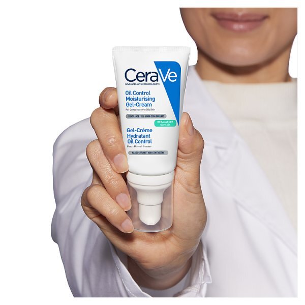 CeraVe Oil Control Moisturising Gel-Cream With Oil Absorbing Technology & Ceramides For Combination and Oily Skin 52ml