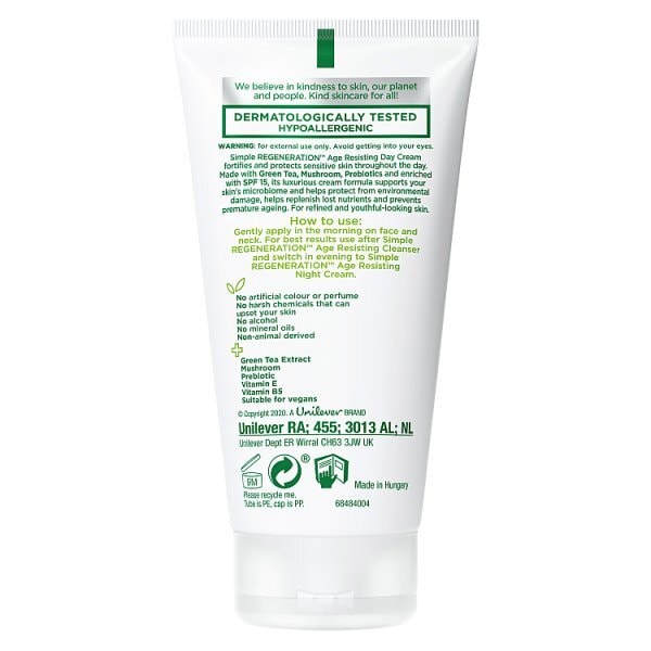Simple Regeneration Age Resisting Day Cream SPF 15 50Ml