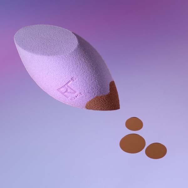 REAL TECHNIQUES MIRACLE CONCEALER SPONGE