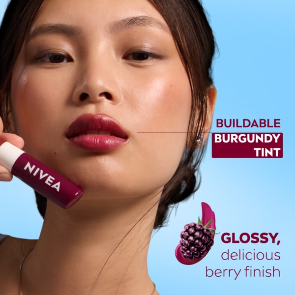 Nivea 72H Moisture Blackberry Shine Lip Balm 4.8G