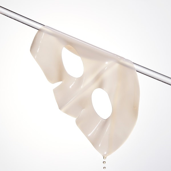 The Alpha-Arbutin Discoloration Care Hydrogel Mask