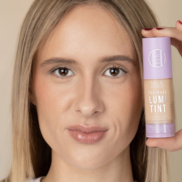 Mua Pro/Base Lumi Tint Foundation-Nw2