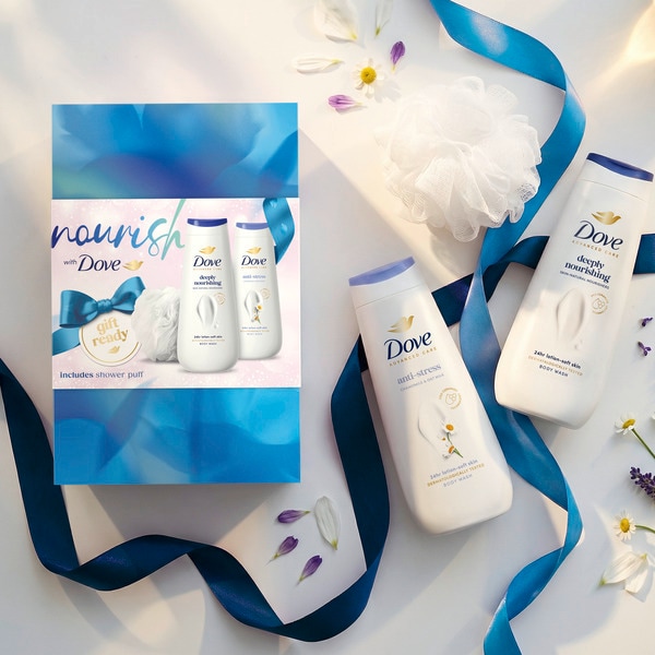 Dove Nourish Duo Pamper Gift Set