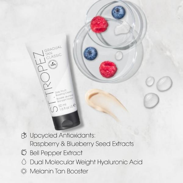 St.Tropez Gradual Tan Daily Youth Boosting Cream 50Ml