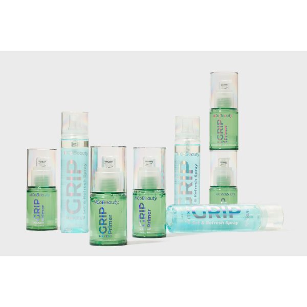 MCoBeauty Makeup Grip Set & Refresh Spray