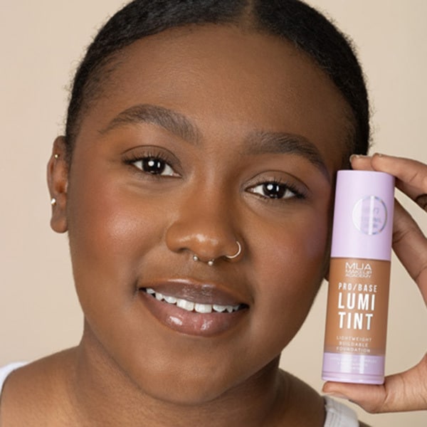 Mua Pro/Base Lumi Tint Foundation-Nw7