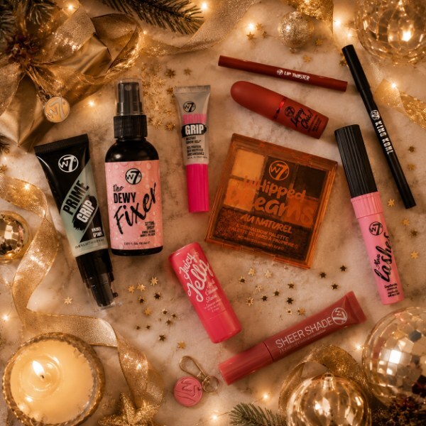 W7 Beauty Vault Christmas Makeup Gift Set