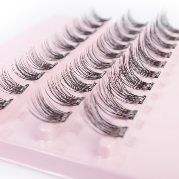 Tatti Lashes Wispy Volume Pre-Glued Individuals