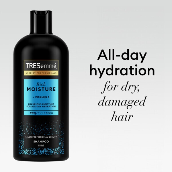 Tresemme Rich Moisture  Shampoo 680ml