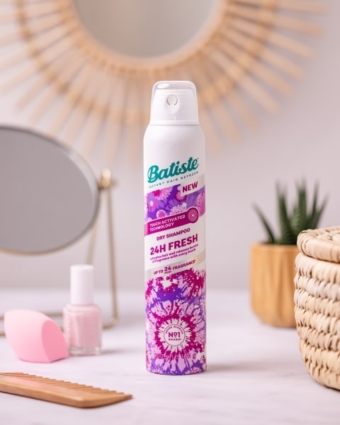 Batiste 24H Fresh Dry Shampoo Touch Activated Technology