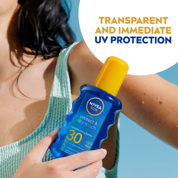 NIVEA SUN Protect & Refresh Cooling Sun Cream Spray SPF30 200ml