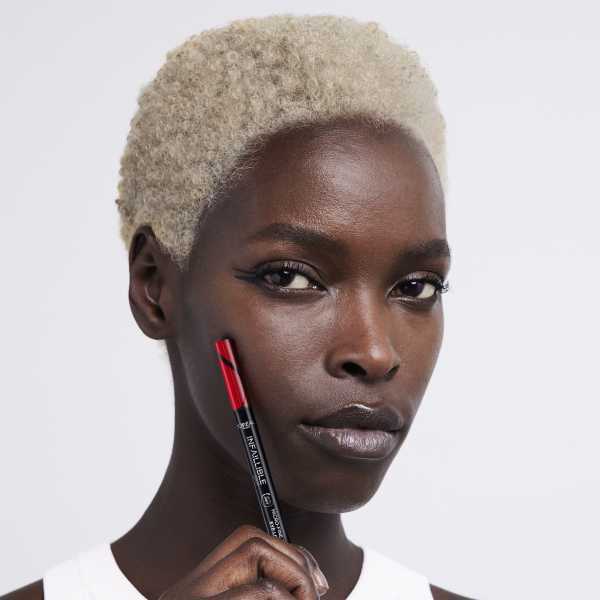 DNR L'Oreal Paris Infallible Grip Micro Fine Eyeliner Earth