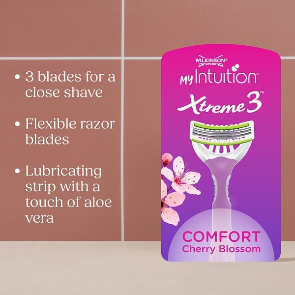 Wilkinson Sword Xtreme 3 Comfort Disposable Women's Razors x4