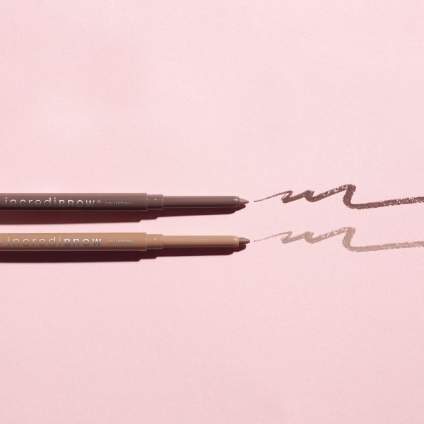 Collection Incredibrow Eyebrow Definer Blonde 3