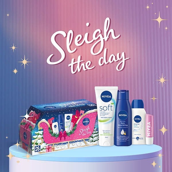 Nivea Pamper Van Sleigh Mini Christmas Gift Set