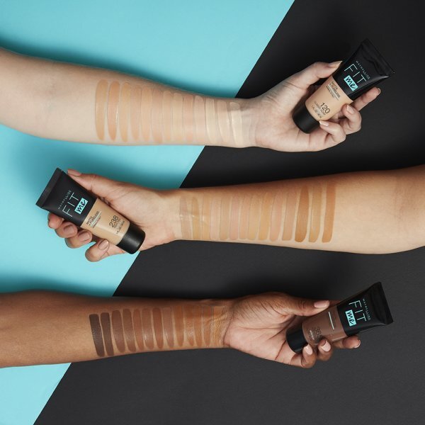 DNR Maybelline Fit Me Matte & Poreless Foundation 332 Golden Car