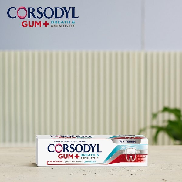 Corsodyl Gum+ Breath & Sensitivity Toothpaste Whitening 75Ml