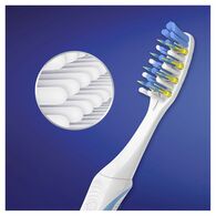 Oral-B Pulsar 3D White Luxe 35 Medium Battery Toothbrush