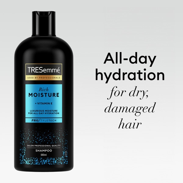 Tresemme Rich Moisture  Shampoo 680ml