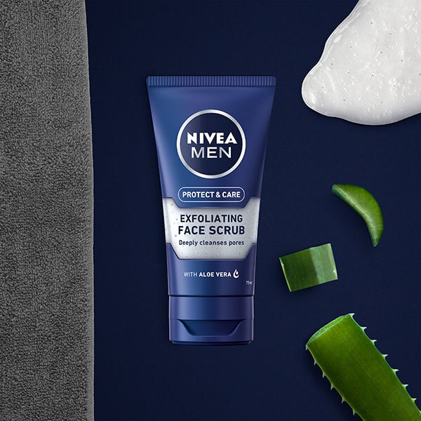 NIVEA MEN Exfoliating Face Scrub Protect & Care 75ml