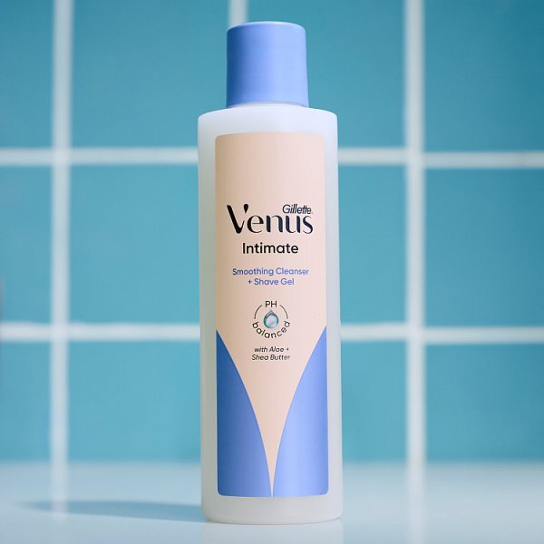Venus For Pubic Hair, 2-In-1 Cleanser + Shaving Gel 190ml