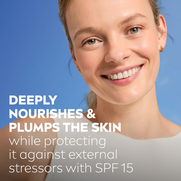 NIVEA Nourishing Day Cream Dry & Sensitive Skin SPF15 50ml