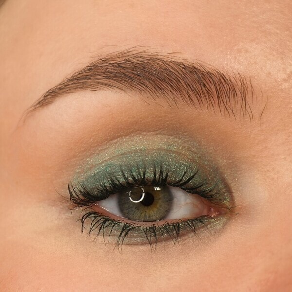 Revolution Mousse Shadow Emerald Green