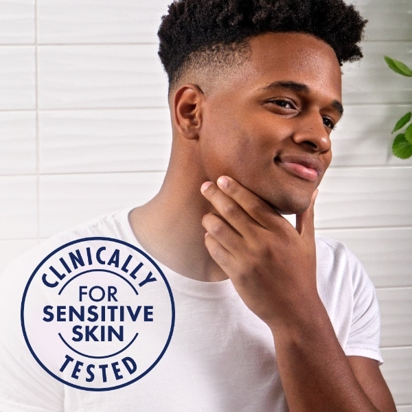 Gillette Skinguard Sensitive Disposable Razors, 8 Pack